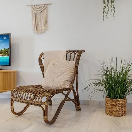 Beautiful 2 Bedroom Flat With Sunny Balcony Apartment Fuengirola